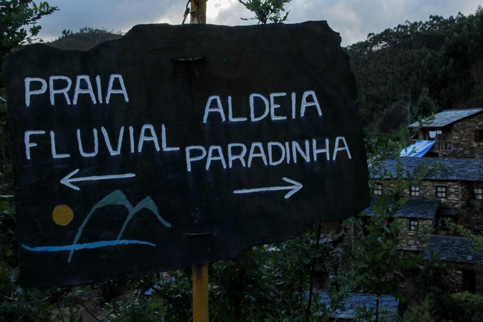 O Pardieiro - Aldeia Da Paradinha Com Praia Fluvial Exterior photo